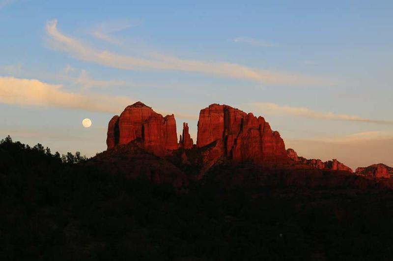 Cathedral Rock Photo Gallery - Sedona Cathedral Hideaway Bed And ...